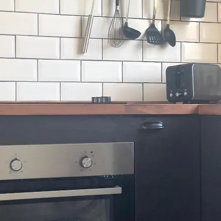 Walnut 2 Bedroom, Barn Conversion Espas